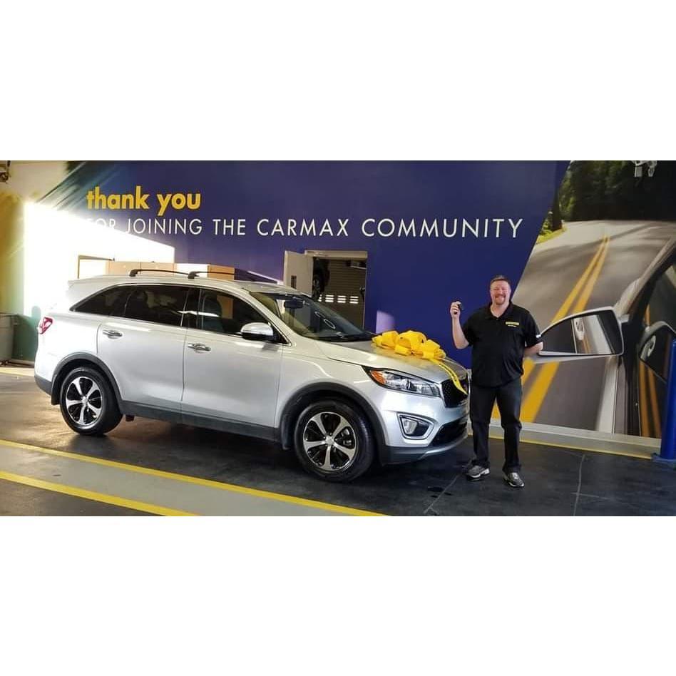 He got a new car!