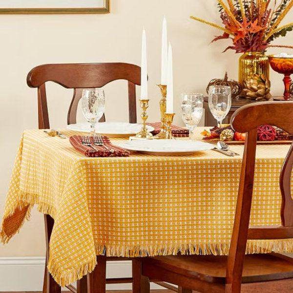 70” Round Butternut and White Mountain Weavers Original Mountain Weave Cotton Tablecloth