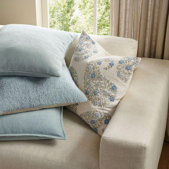 Boucle Pillow Cover, 20", Chambray