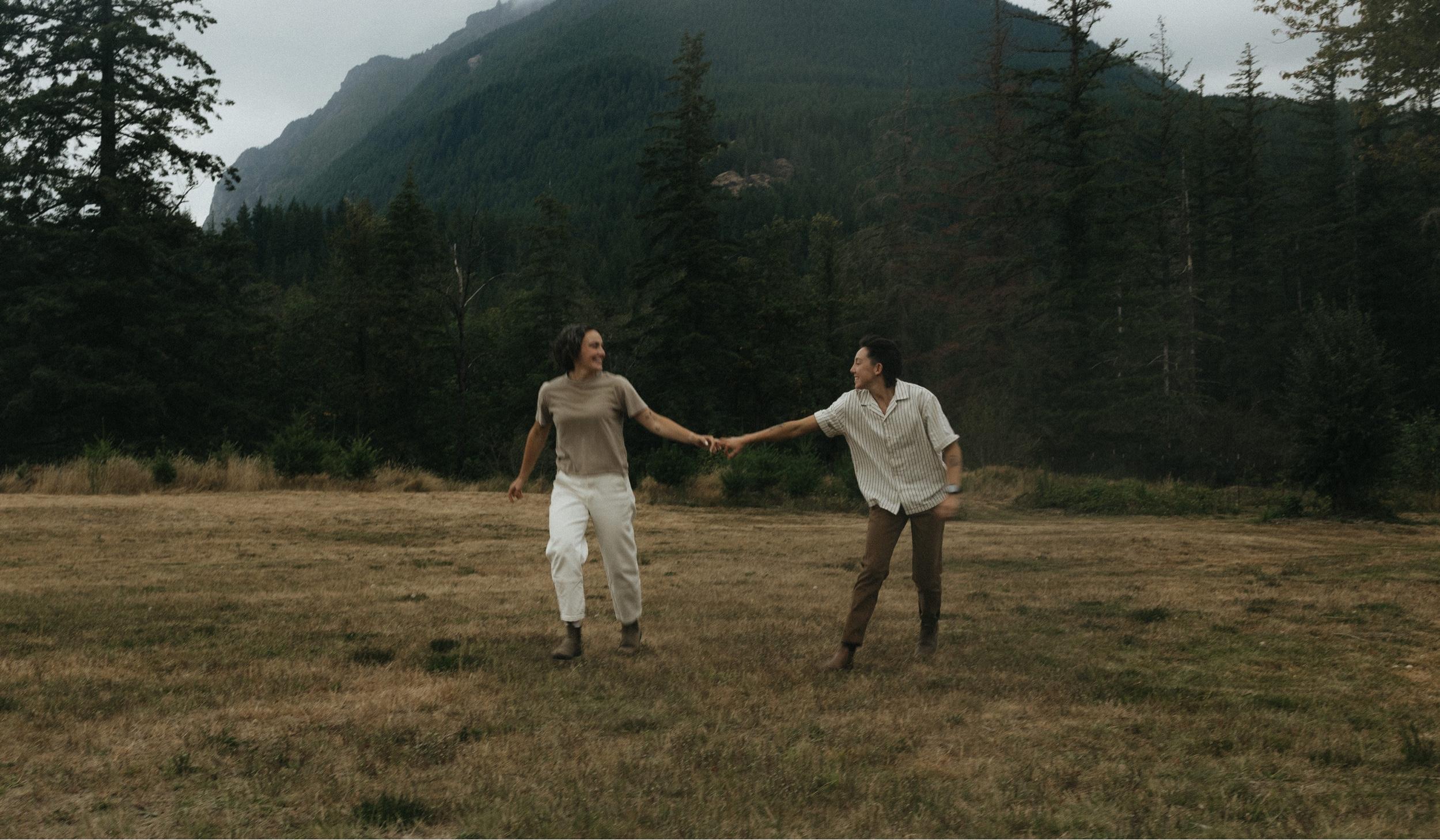 The Wedding Website of Mikaela Mulhall and Taylor O'Connor