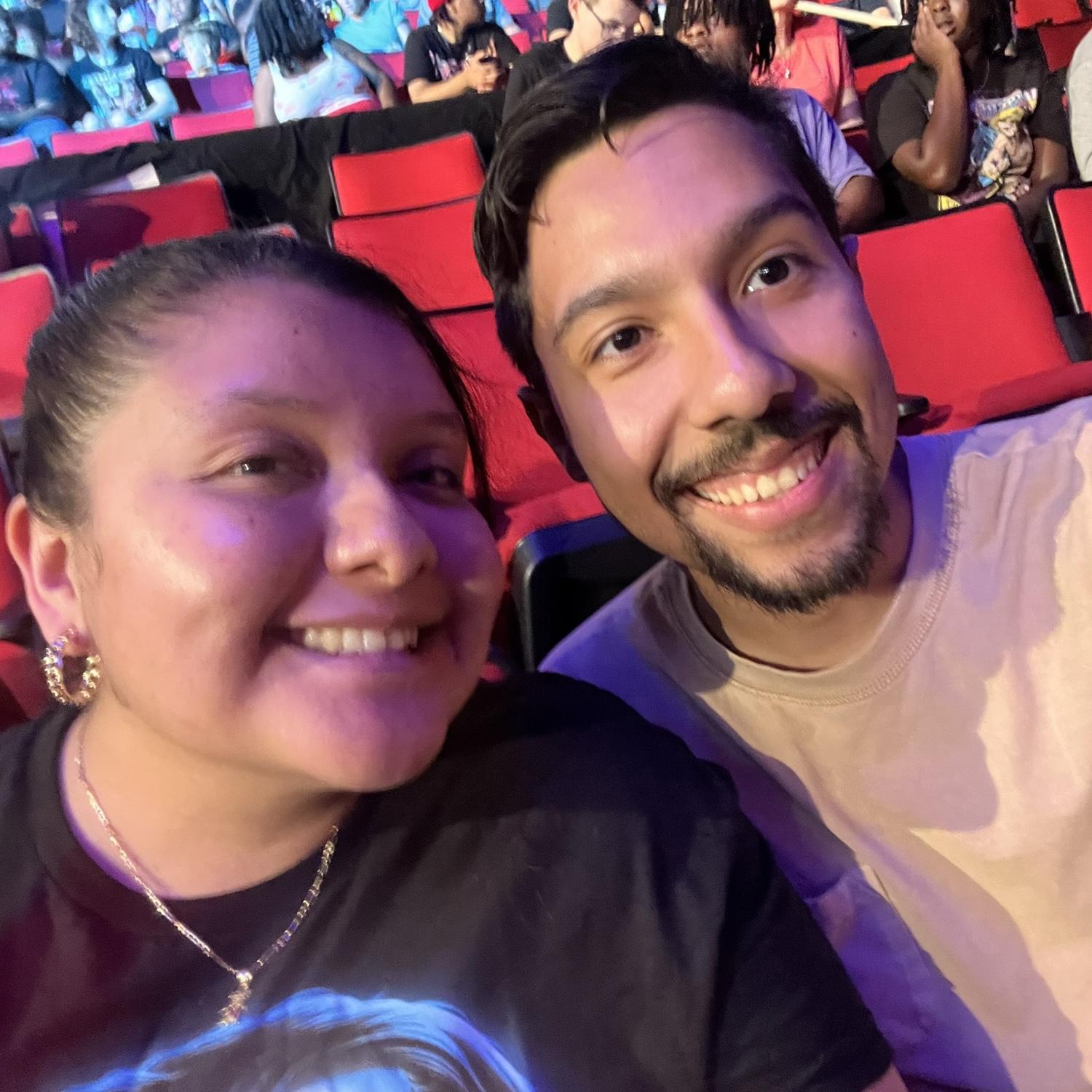 One of our photos enjoying our favorite hobbies: watching WWE. / Una de nuestras fotos disfrutando de nuestros pasatiempos favoritos: ver WWE.