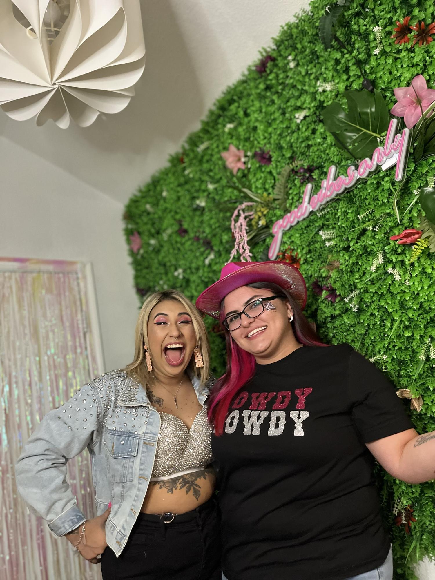 Kaela and bridesmaid Jaz!