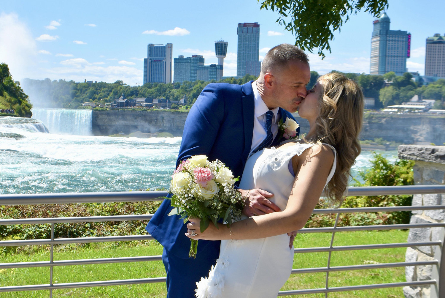 The Wedding Website of Sasha Perez and John Greenemeier
