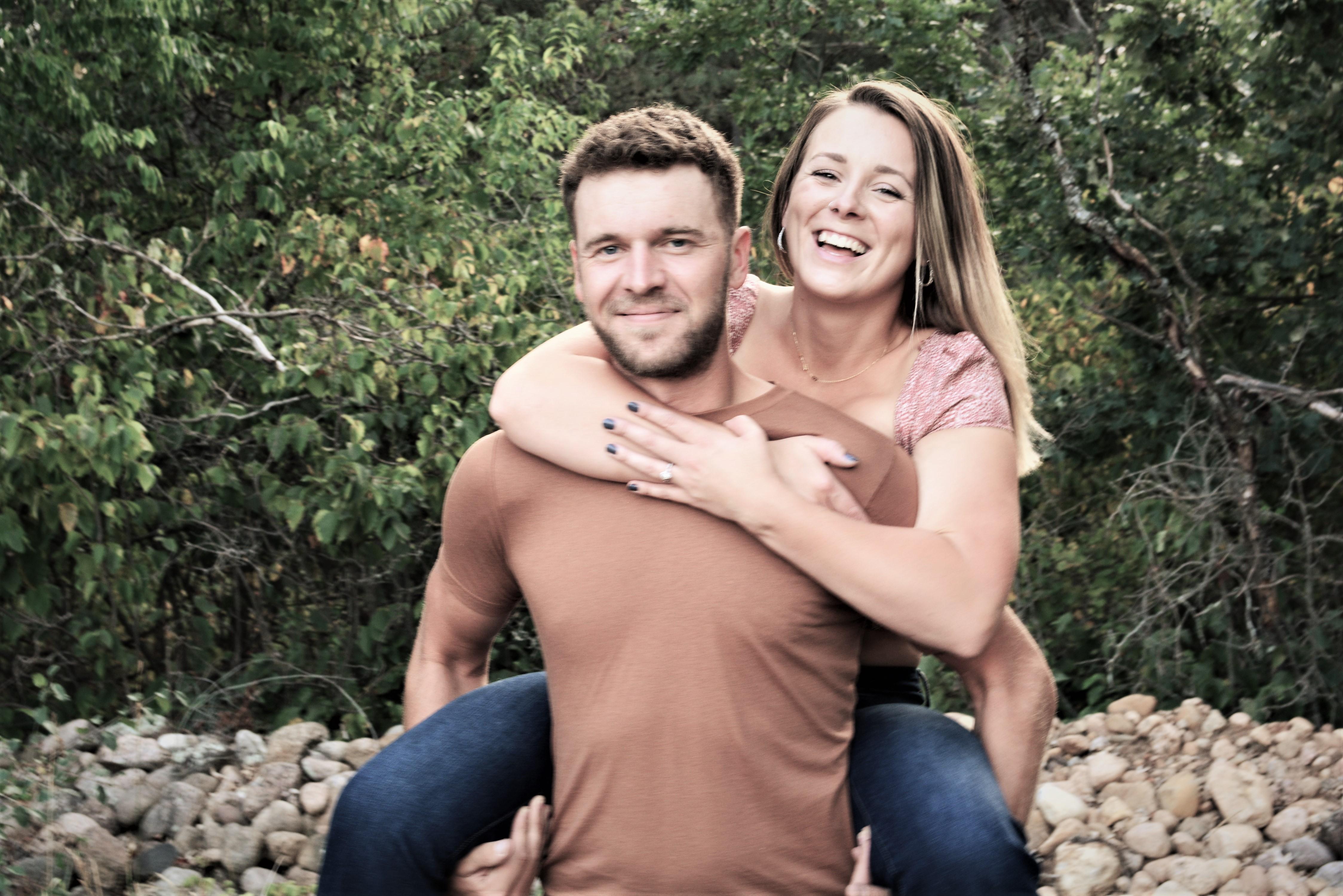 The Wedding Website of Tori Elmhorst and Dustin Beranek