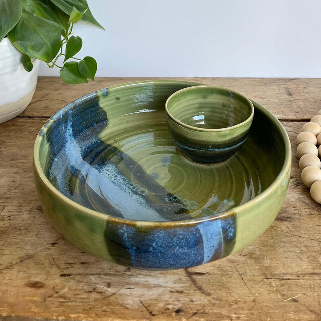 Christmas Gift Chip and Dip bowl Large Handmade pottery bowl Green pottery Holiday bowl Game Day Dip Platter Holiday Party Tray Entertaining
