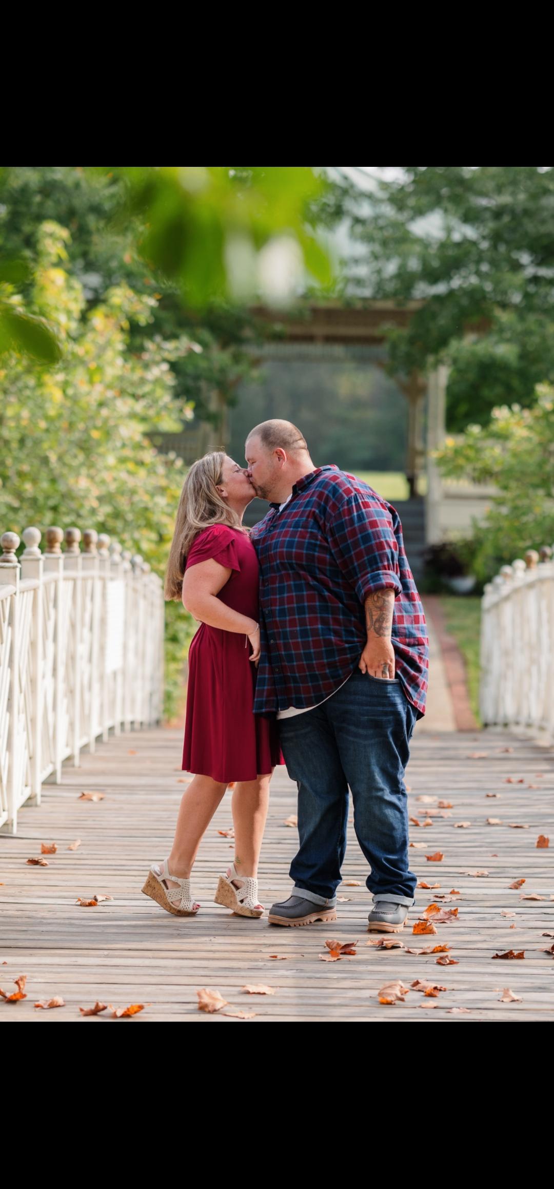 The Wedding Website of Chelsea Davey and Christopher Goff