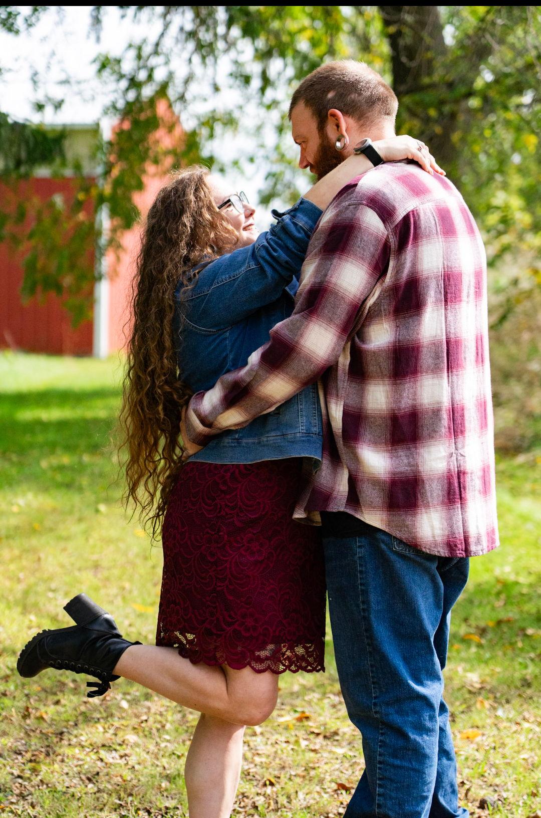 The Wedding Website of Taylor Schill and Kyle Frederiksen