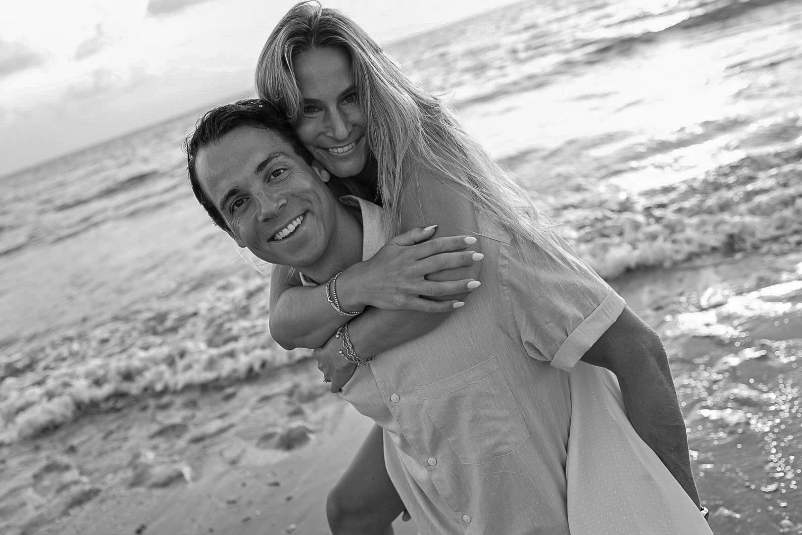 The Wedding Website of Amanda Mersits and Erik Pfiffner