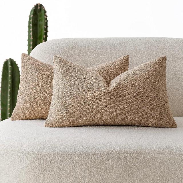 Foindtower Pack of 2 Textured Boucle Throw Pillow Covers Accent Solid Lumbar Pillow Cases Cozy Soft Decorative Couch Cushion Case for Chair Sofa Bedroom Living Room Home Decor, 12 x 20 Inch,Camel