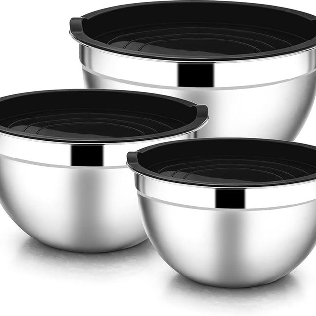 TEEM Stainless Steel 304 Mixing Bowls with Airtight Lids, Set of 3 Large Medium Small 1.5L 2L 3L (1.6QT 2.1QT 3.2QT) Food-Grade Metal Nesting Salad Bowls - Rust-Resistant, Dishwasher Freezer Safe