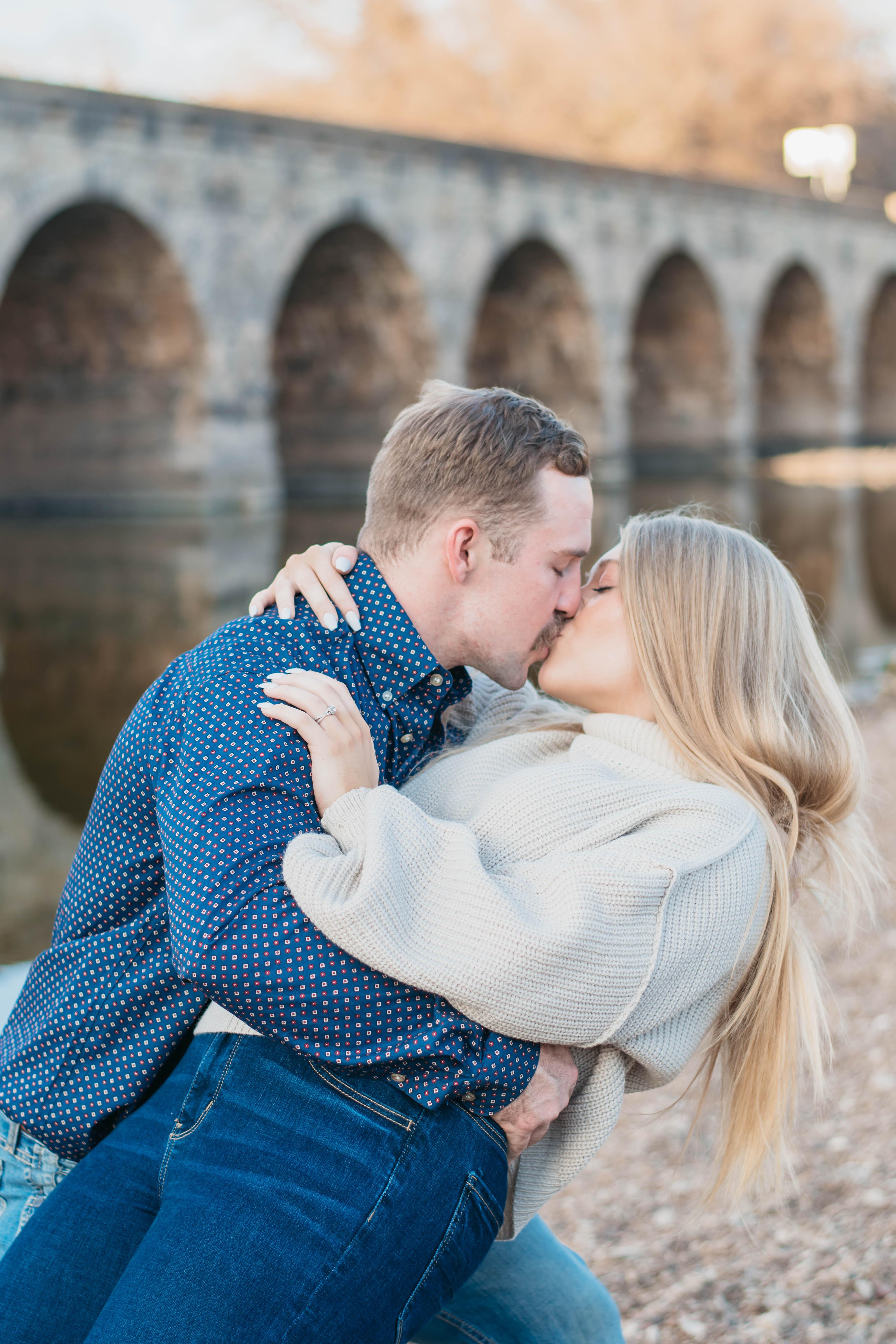 The Wedding Website of Lyndsay Johnston and Cy Holt