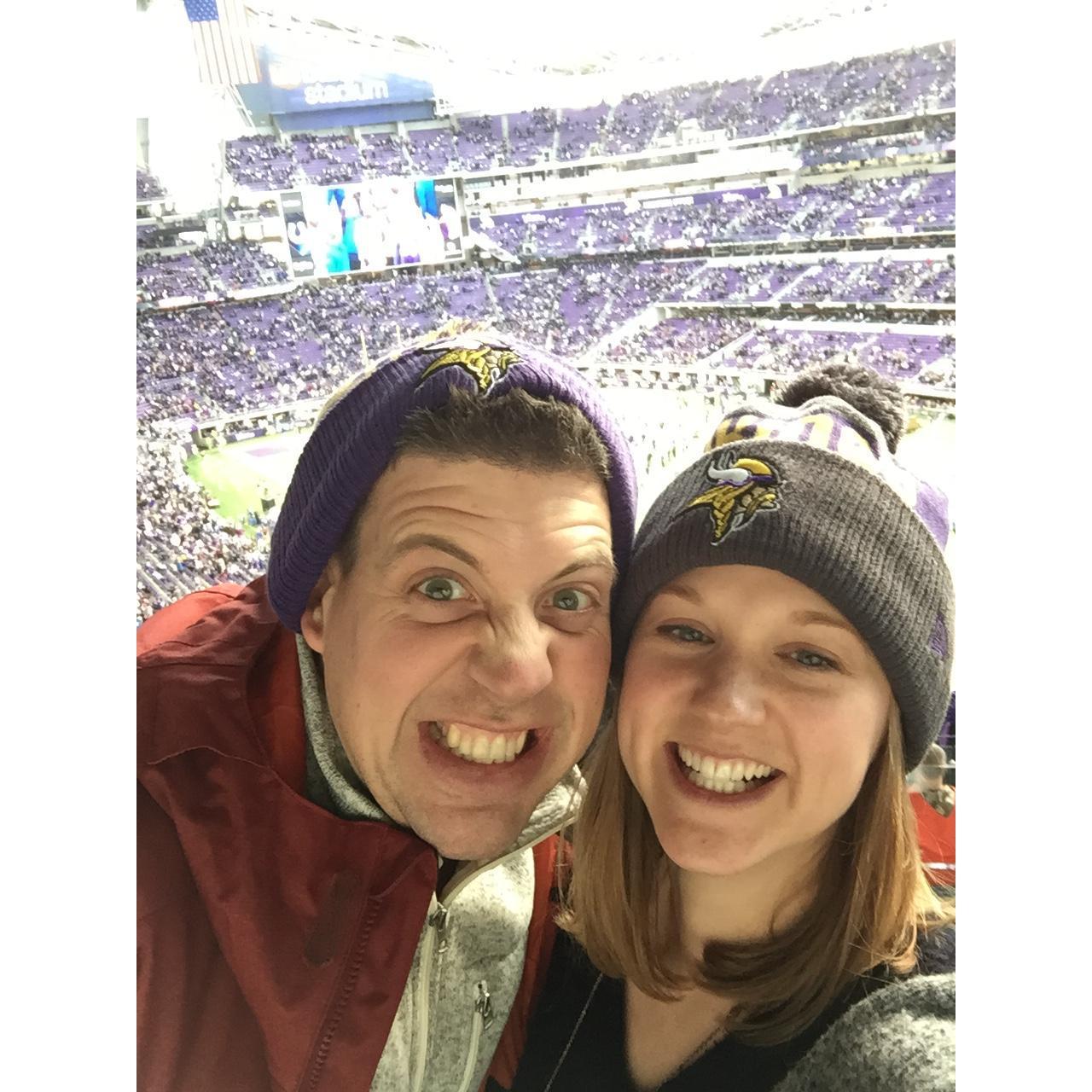 Don't look Bears fans. Kara put on a Vikings hat..only once. And she gave the hat back.