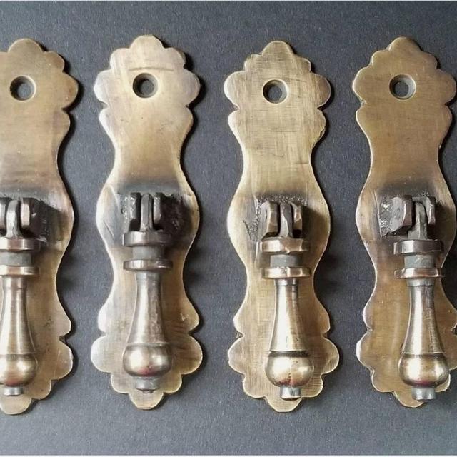 4 x Ornate teardrop pendant Brass Handles drawer pulls scalloped back 3-3/4" #H41