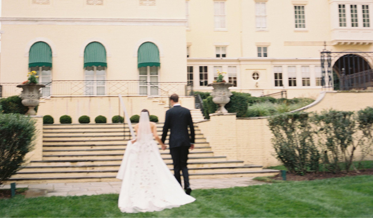 The Wedding Website of Courtney Andrews and Mark Rutecki