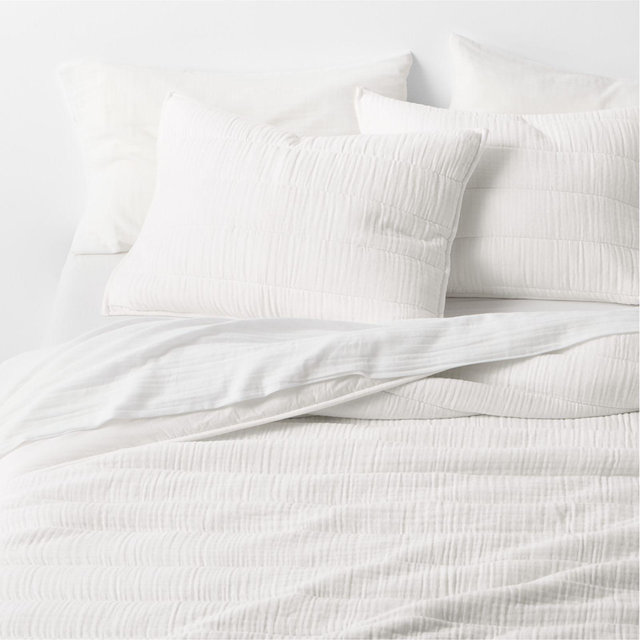 Supersoft Organic Cotton Gauze Crisp White Full/Queen Channel Stitch Quilt