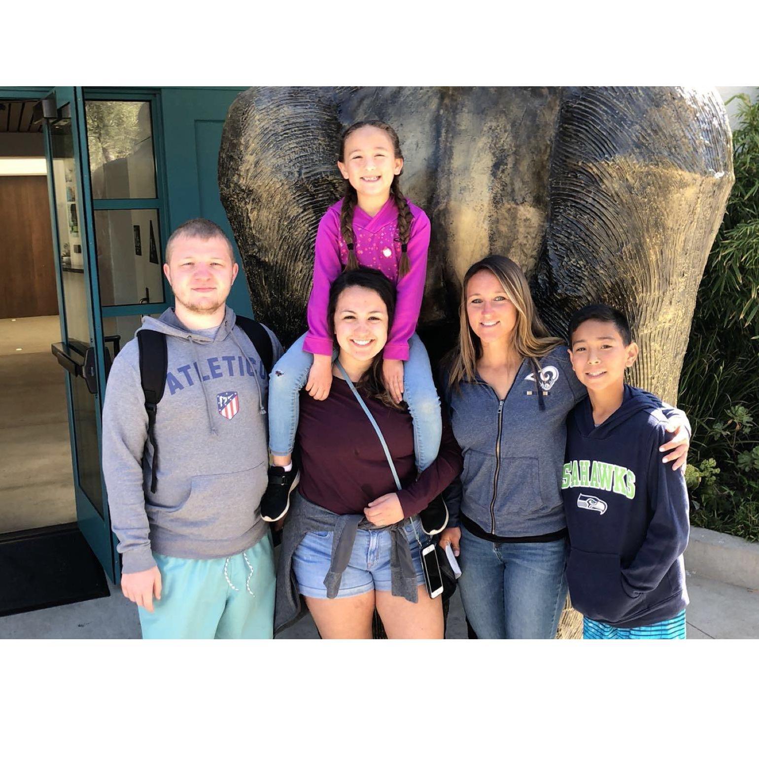 Santa Barbara Zoo with our fave kiddos + Stef 😂