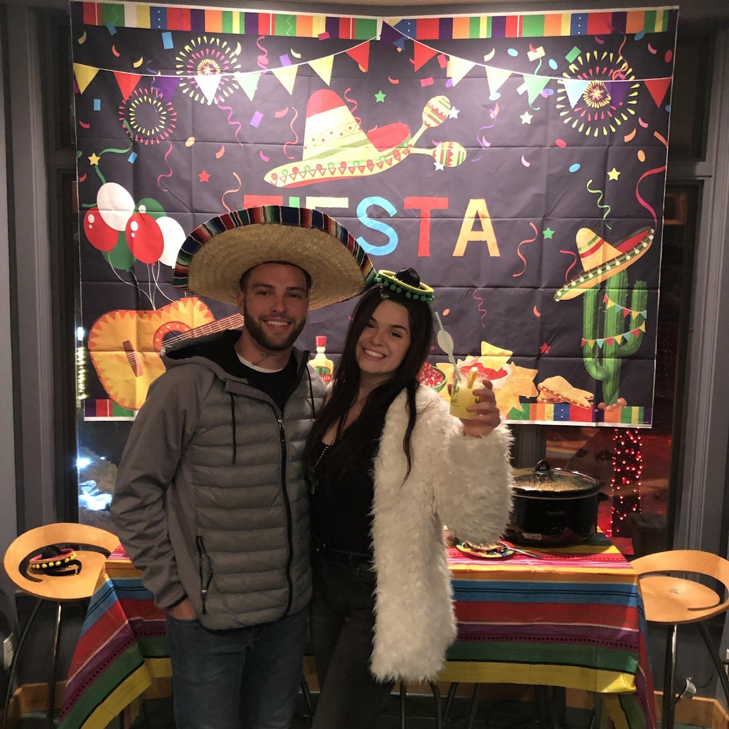 Us! Fiesta!