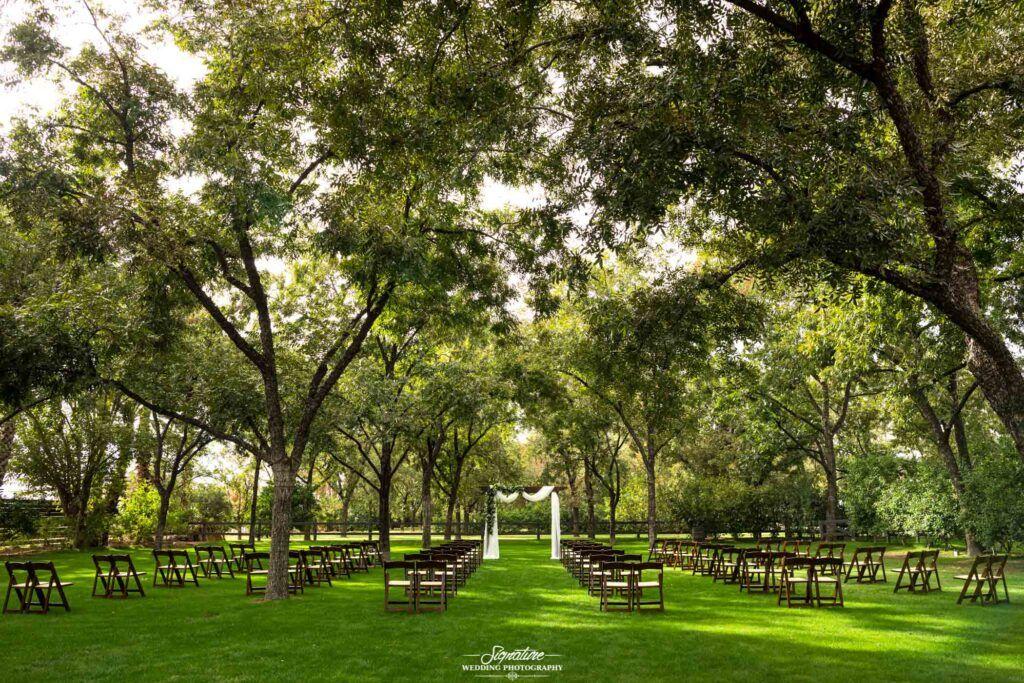 The Wedding Website of Erin Robertson and Tanner Branch