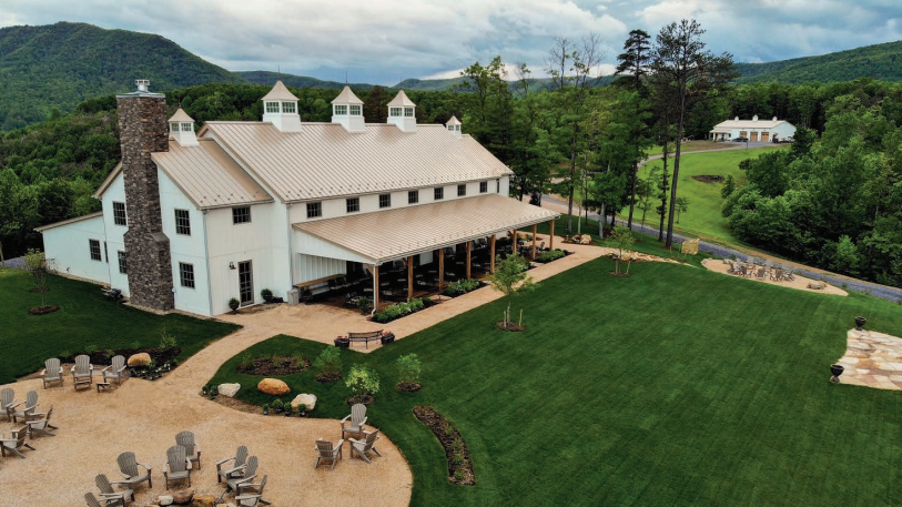 The Wedding Website of Emily Halbert and Vincent Raleigh