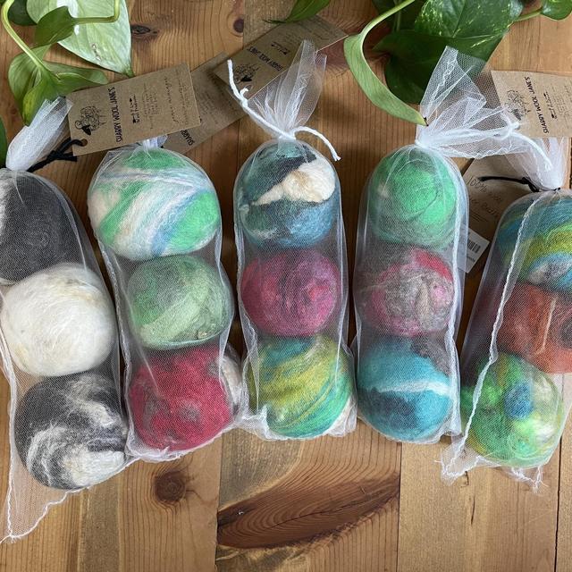 Dryer balls