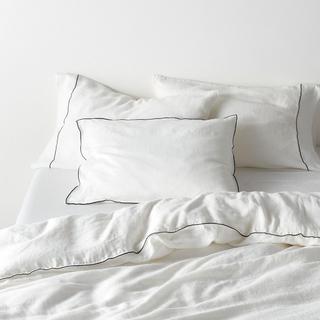 Merrow Stitch Crisp Hemp Duvet Cover