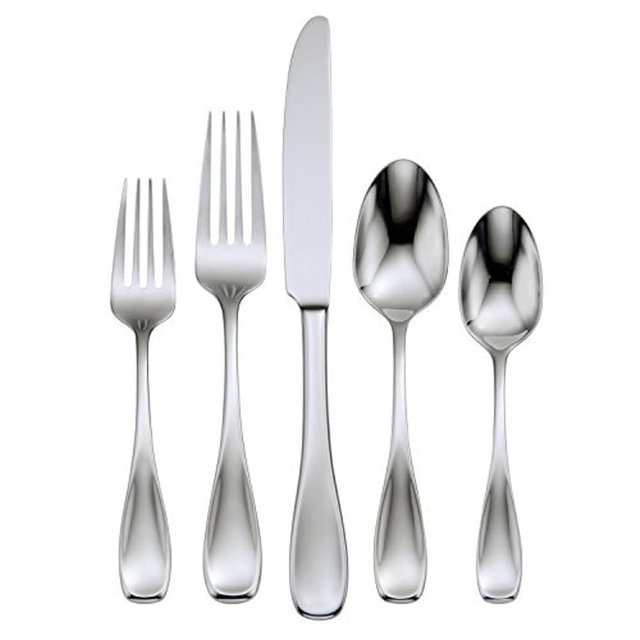 Oneida Brushed Satin Voss Piece Everyday Flatware Set, 45 Count, Metallic
