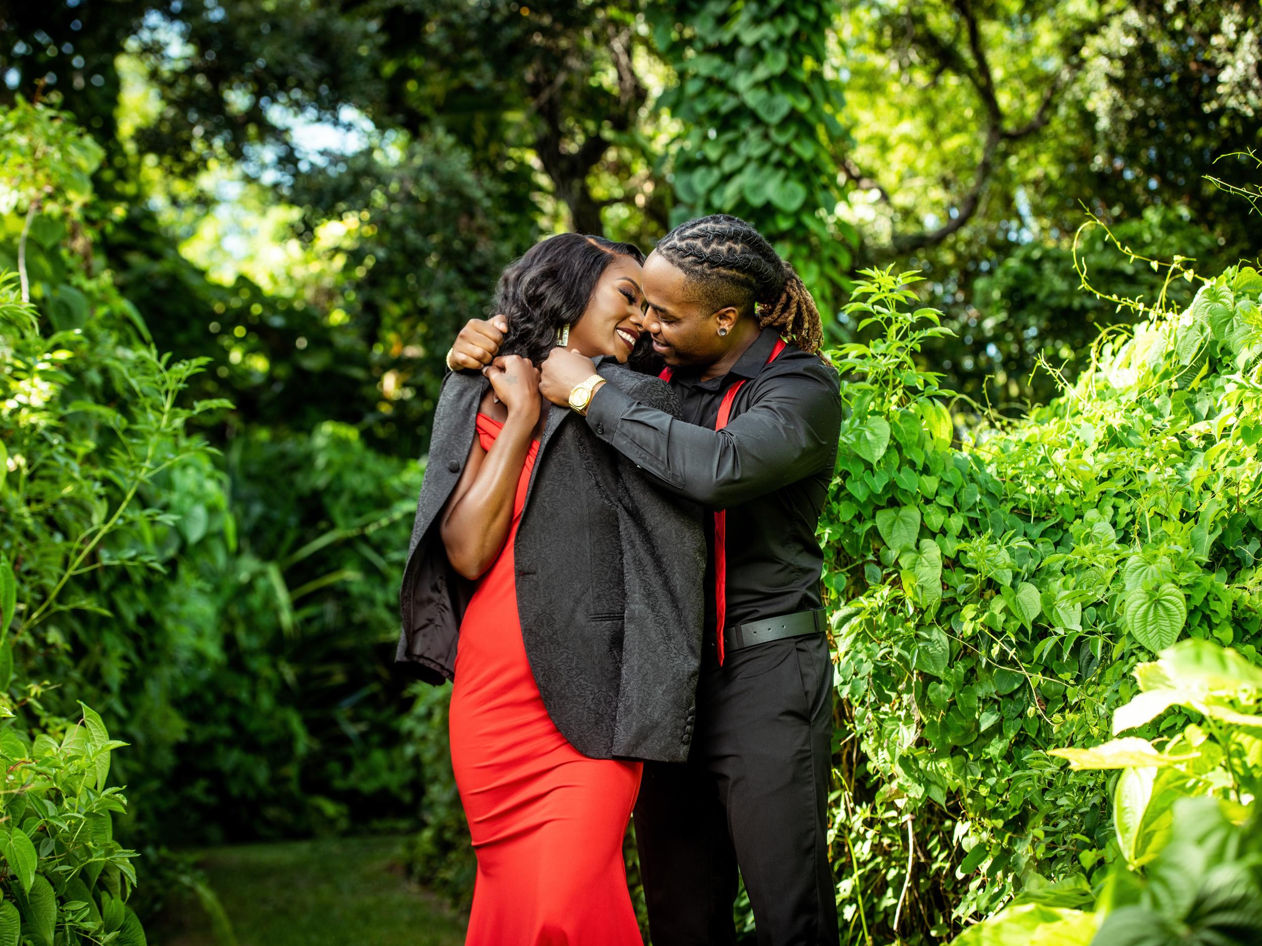 The Wedding Website of Domonique Henley and Donavan Hughes