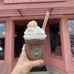 Sugar Ghost Ice Cream and Bubble Tea