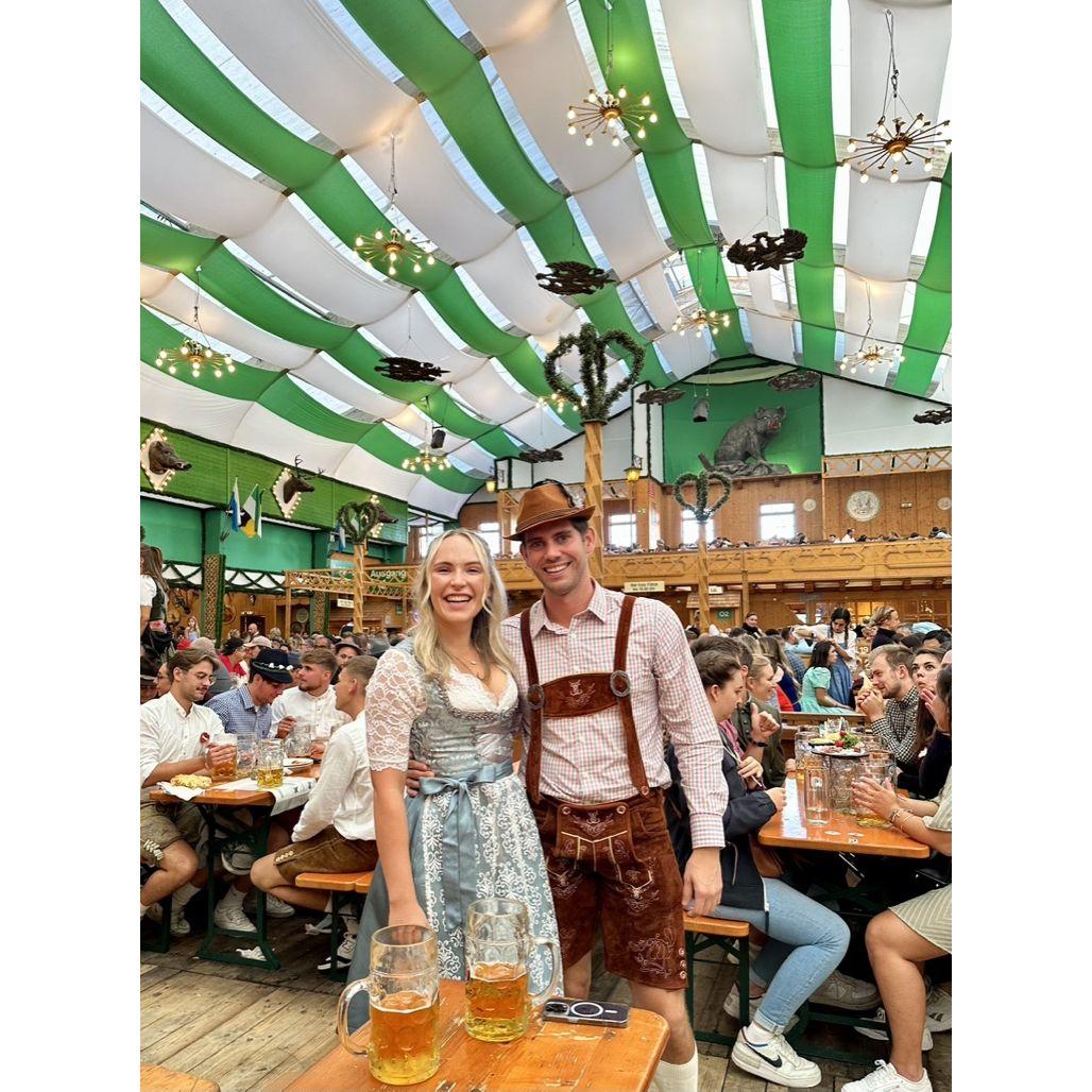 Our spontaneous trip to Oktoberfest