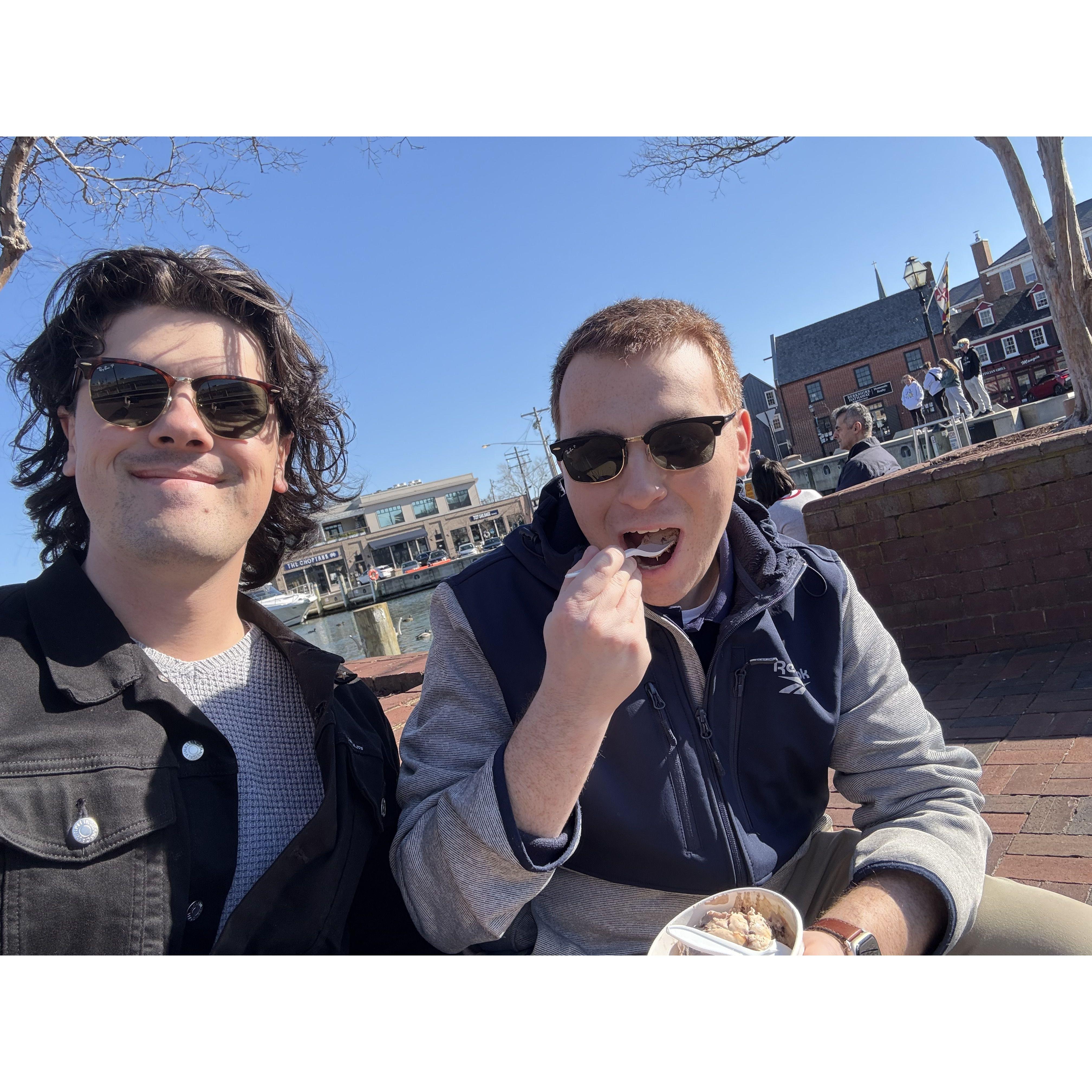 Pit stop in Annapolis for Ice cream during a PHSMB field trip.