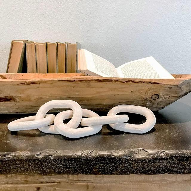UPMODERN Wood Chain Link Decor- Hand Carved Decorative Wood Chain, 5 Link Chain Decor, White Washed, Sustainable Pine Wood