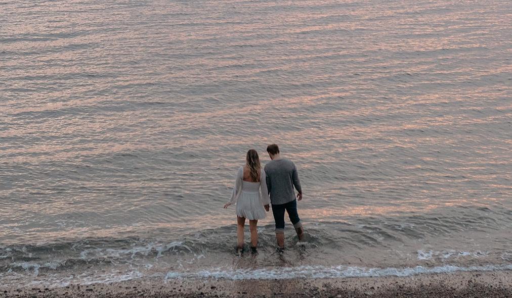 The Wedding Website of Allison Seinen and Jeremy Vaughan-Thomas