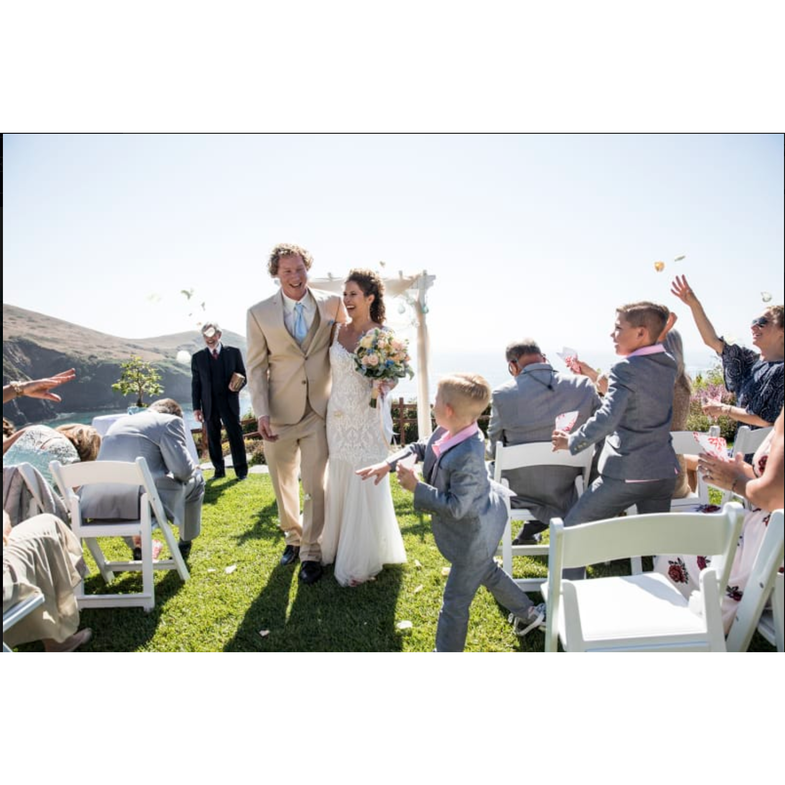 A wedding at the Albion River Inn