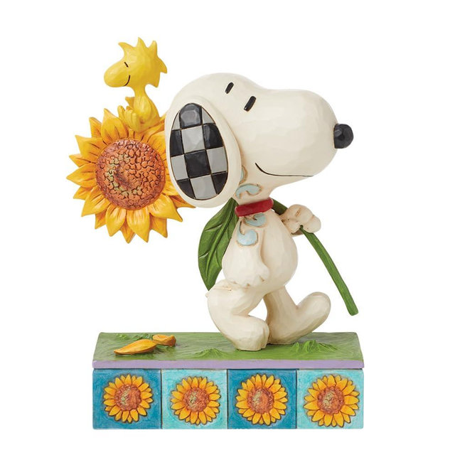 Enesco Peanuts by Jim Shore Snoopy and Woodstock with a Sunflower Figurine, 5.71 Inch, Multicolor