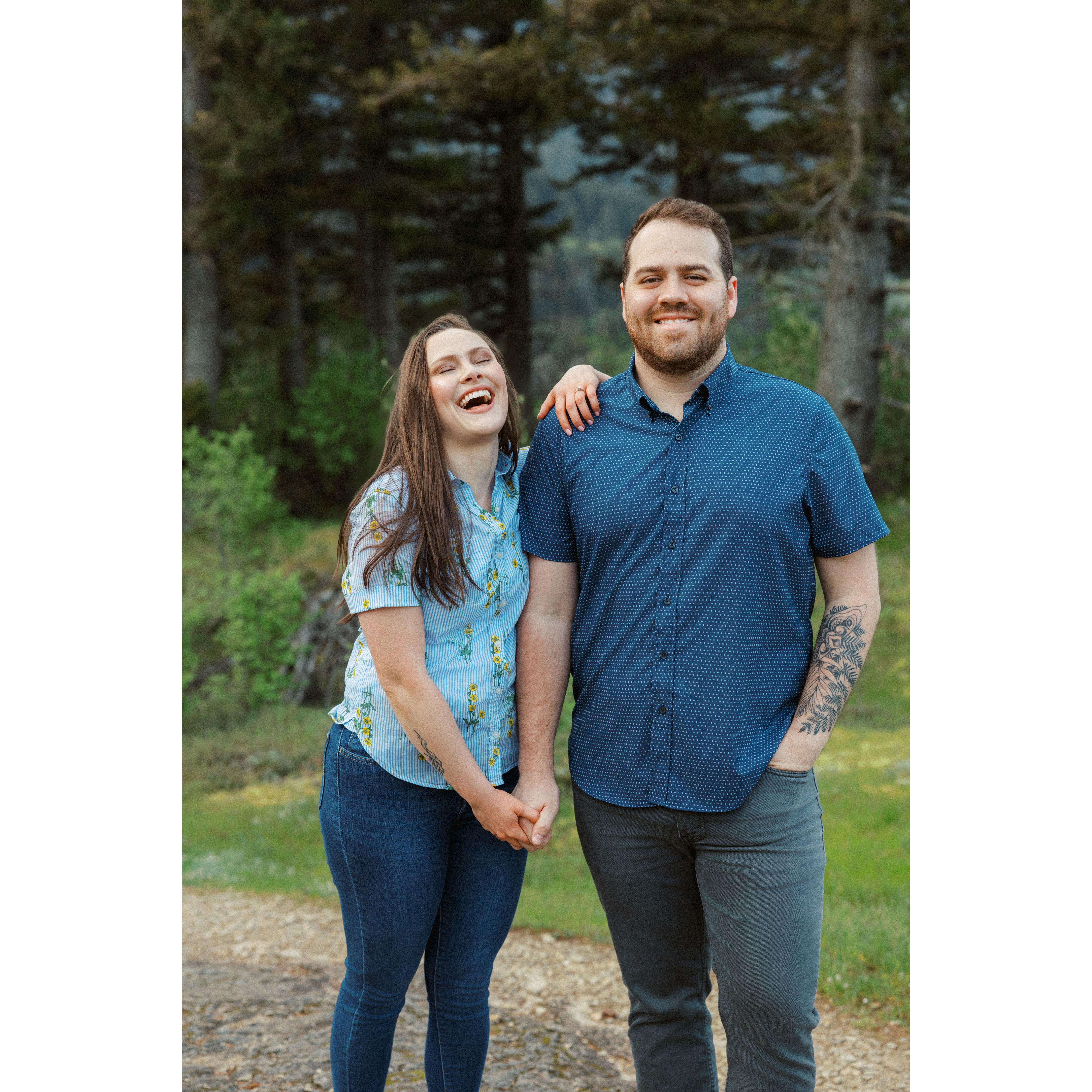 Engagement photos, Hood River, OR - April 2024