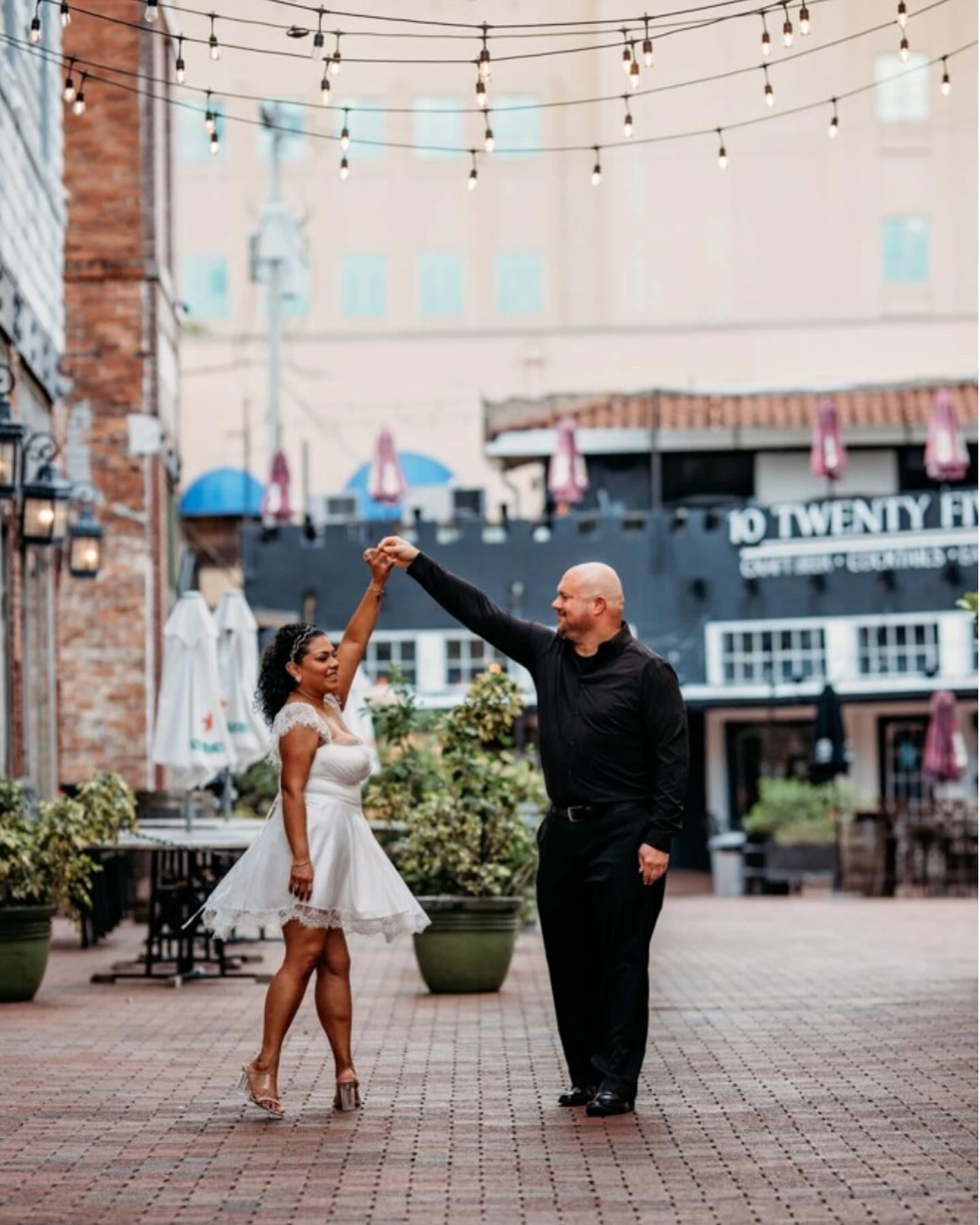 The Wedding Website of Stephanie Rivadeneira and William Wedell