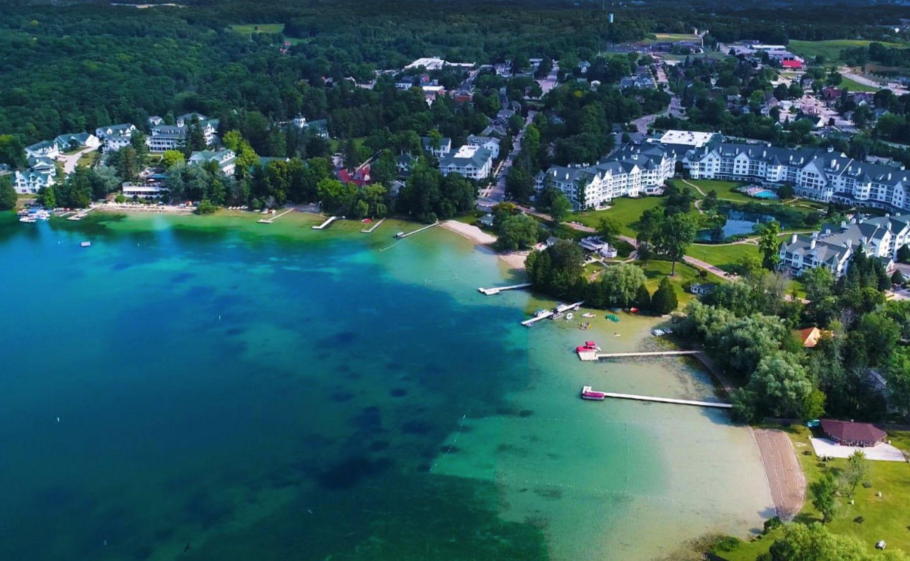 The Wedding Website of Chelsea Frenn and Joe Burgoyne