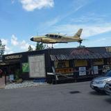 Crossroads Antique Market
