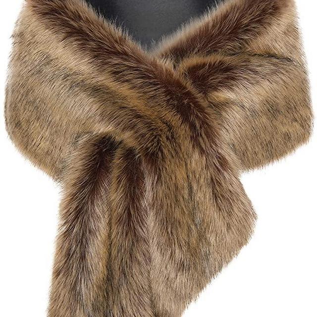BABEYOND Womens Faux Fur Collar Shawl Faux Fur Scarf Wrap Evening Cape for Winter Coat