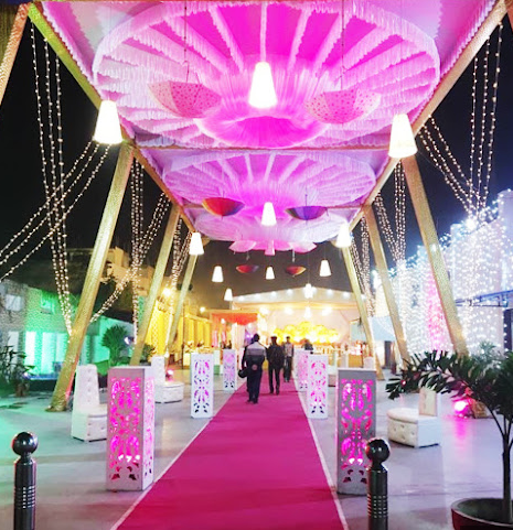 The Wedding Website of Mohit Tiwari and Gunjan Mishra