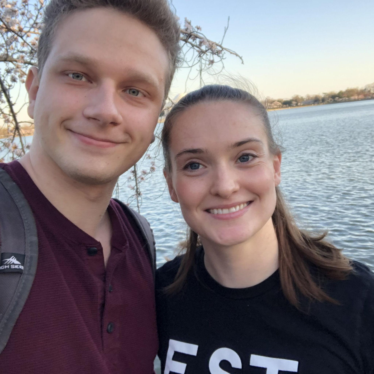 Walk along the tidal basin in Washington, DC