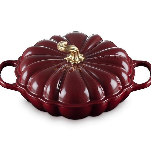 Le Creuset Enameled Cast Iron Figural Pumpkin Braiser, 2.75 qt., Garnet