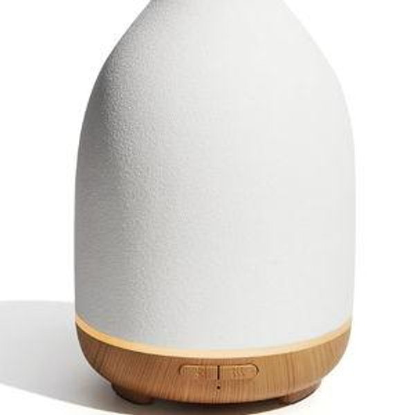 InnoGear Oil Diffuser, 150ML Ceramic Diffuser for Essential Oils Handcrafted Aromatherapy Diffuser Ultrasonic Cool Mist Humidifier with 2 Mist Modes Waterless Auto Off for Room Office, White