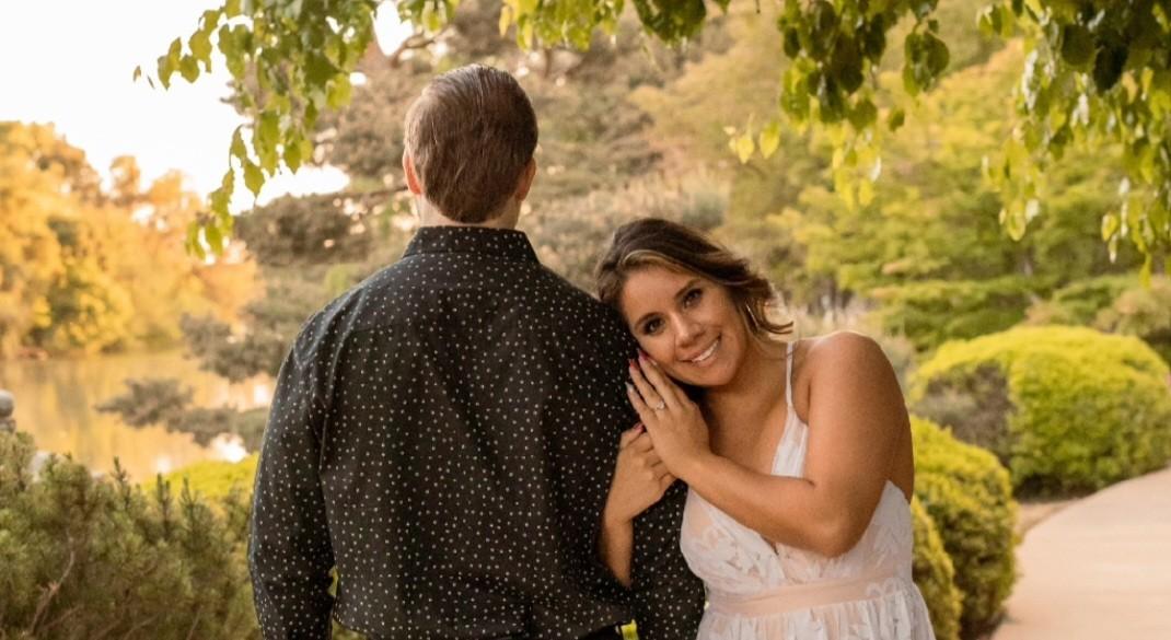 The Wedding Website of Jacquelyn Martinez and Eric Bernsen