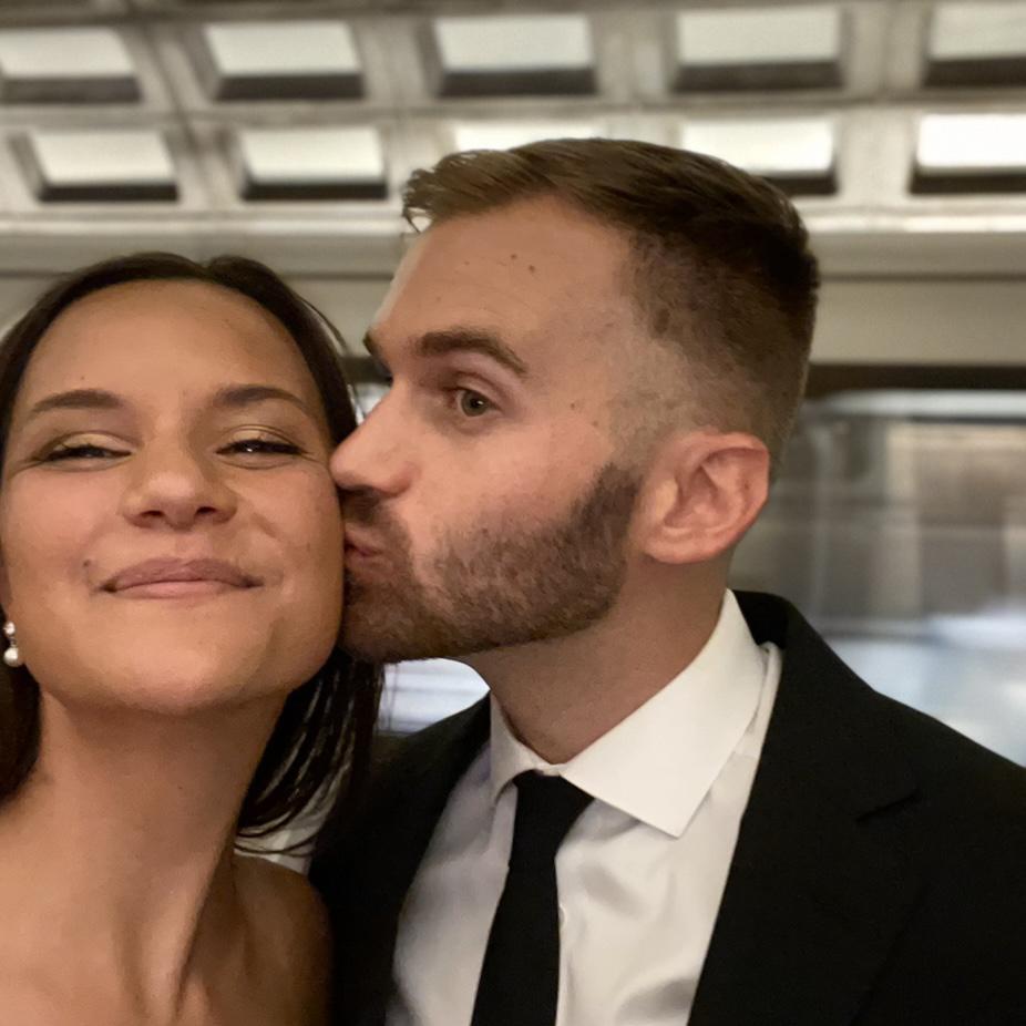 Smitten in the DC Metro station
