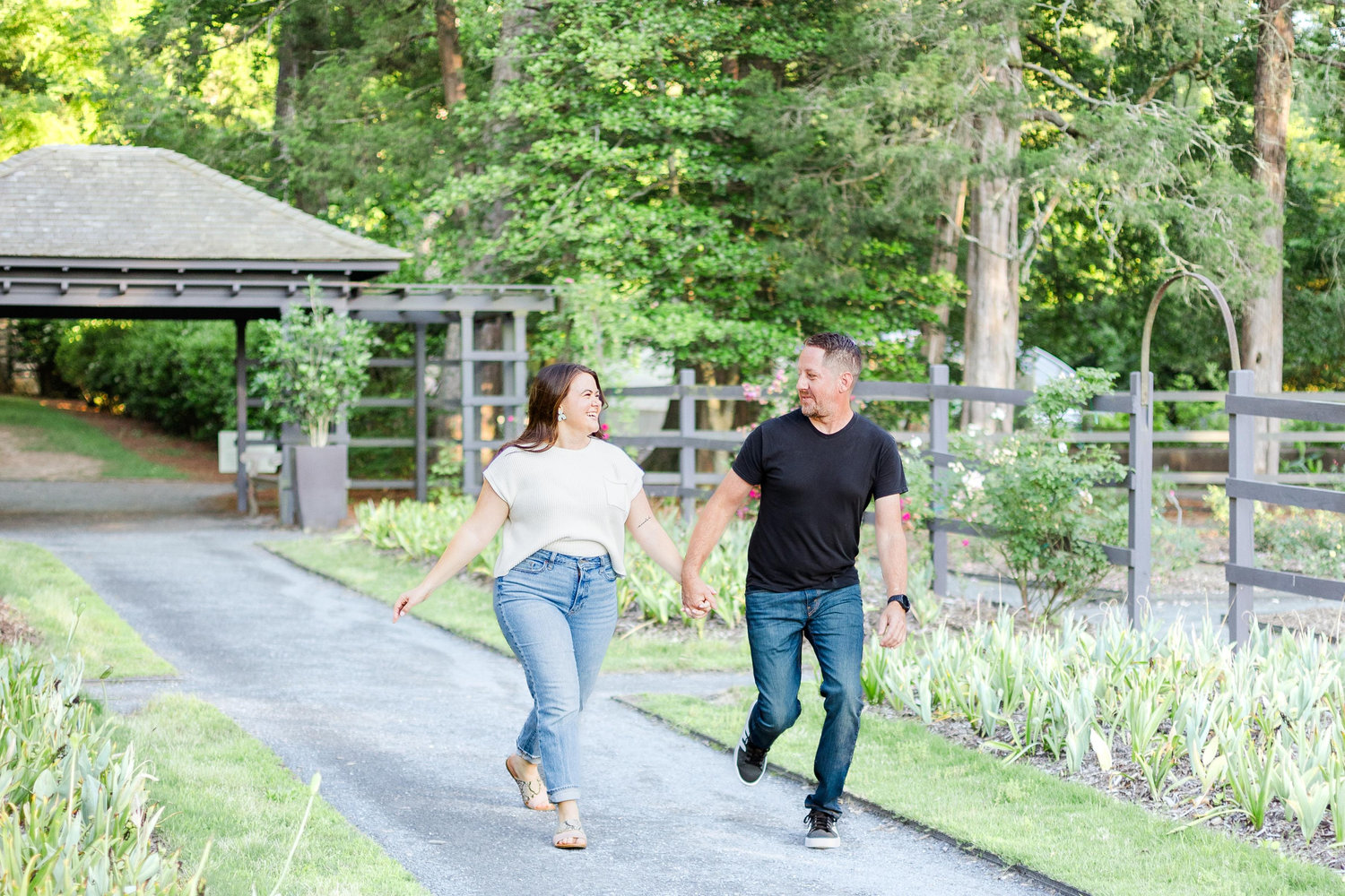 The Wedding Website of Carlyn Bell and Ryan Sprinkle