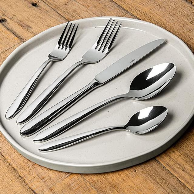 Mayfair 20 Piece Stainless Steel Silverware Set, Quality 18/10 Flatware Set for 4. All essential silverware utensils including knives, forks & spoons. Mirror Polished, Dishwasher Safe Cutlery