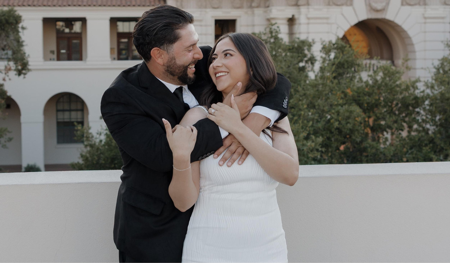 The Wedding Website of Victoria Santana and Christian Muro