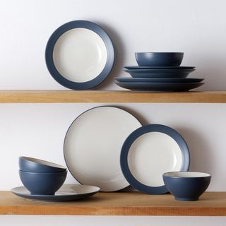 Colorwave Coupe 12-Piece Dinnerware Set, Service for 4