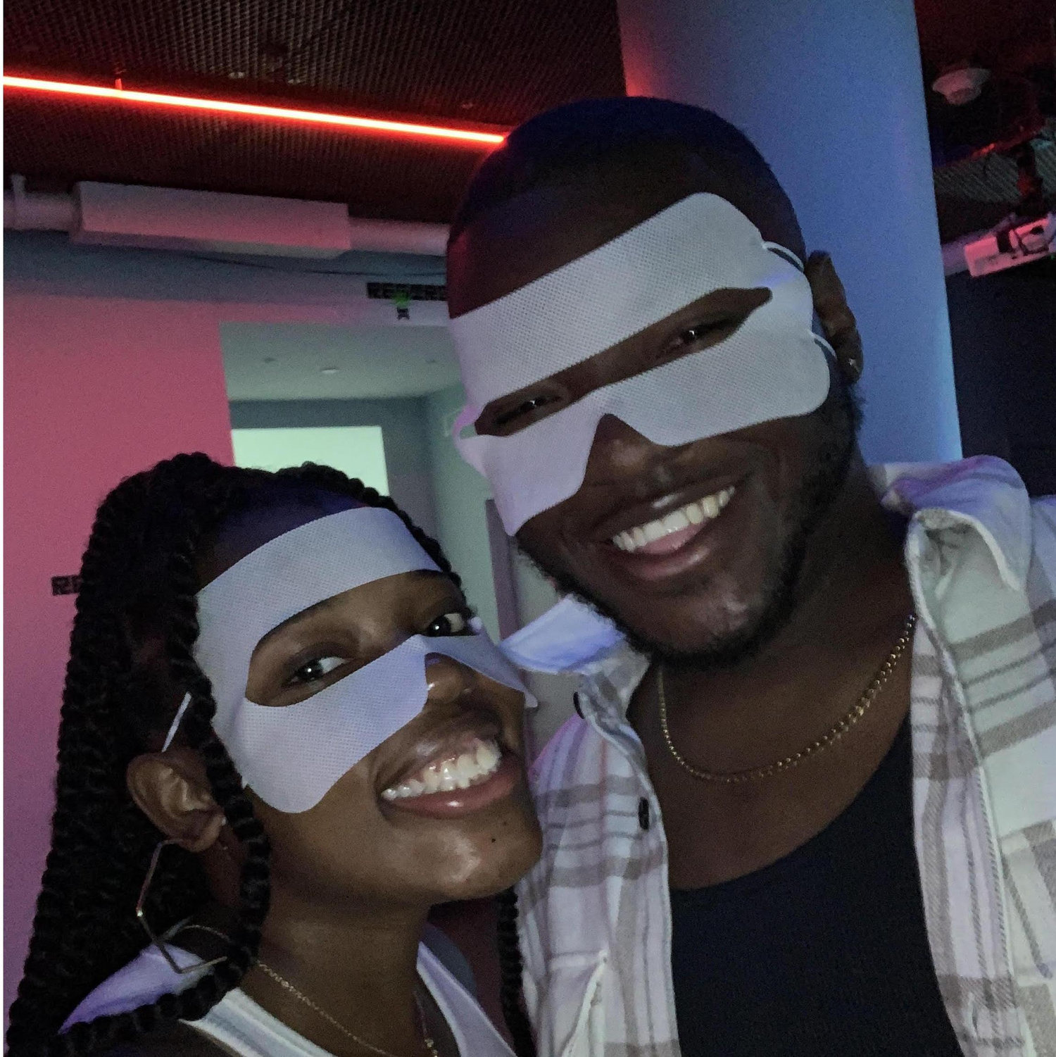 September 2022: Travane's 31st Birthday in NY! We were wearing masks for a virtual reality experience.